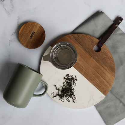 Green almond stoneware tea pot with acacia lid