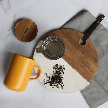 Yellow stoneware tea pot with acacia lid